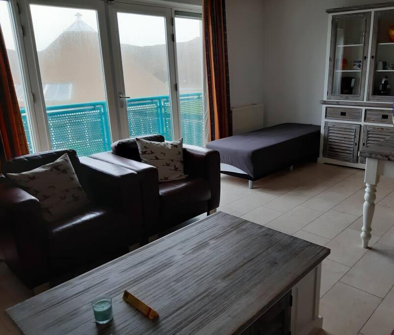 Beach Apartment +/- 5 Minutes To Sea, Self Checkin ユリアーナドルプ エクステリア 写真
